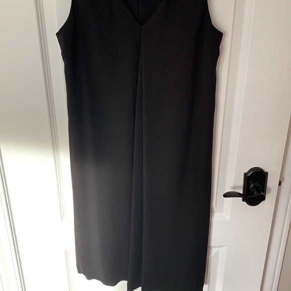 Women’s Black Sleeveless Dress NWOT - Picture 2 of 5